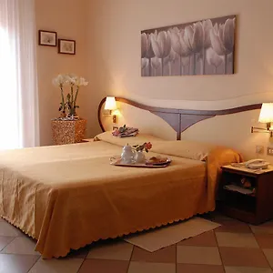 La Fenice Hotel